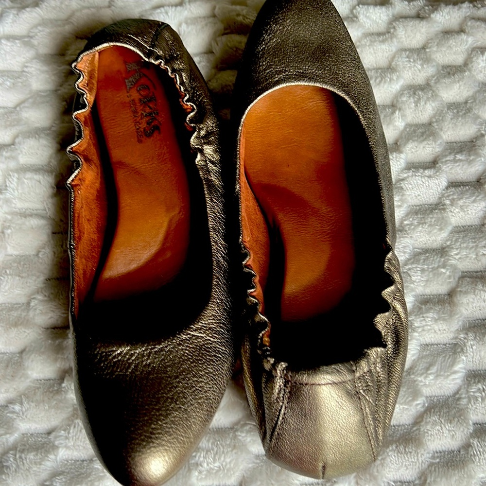 Korks Ease Bronze flats
